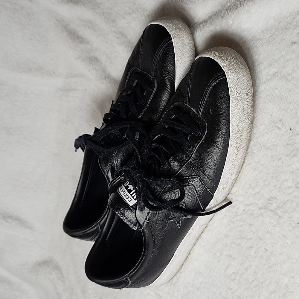 Converse Black Leather Low Top Sneakers Men 9 Women 10.5 Unisex - Picture 2 of 8